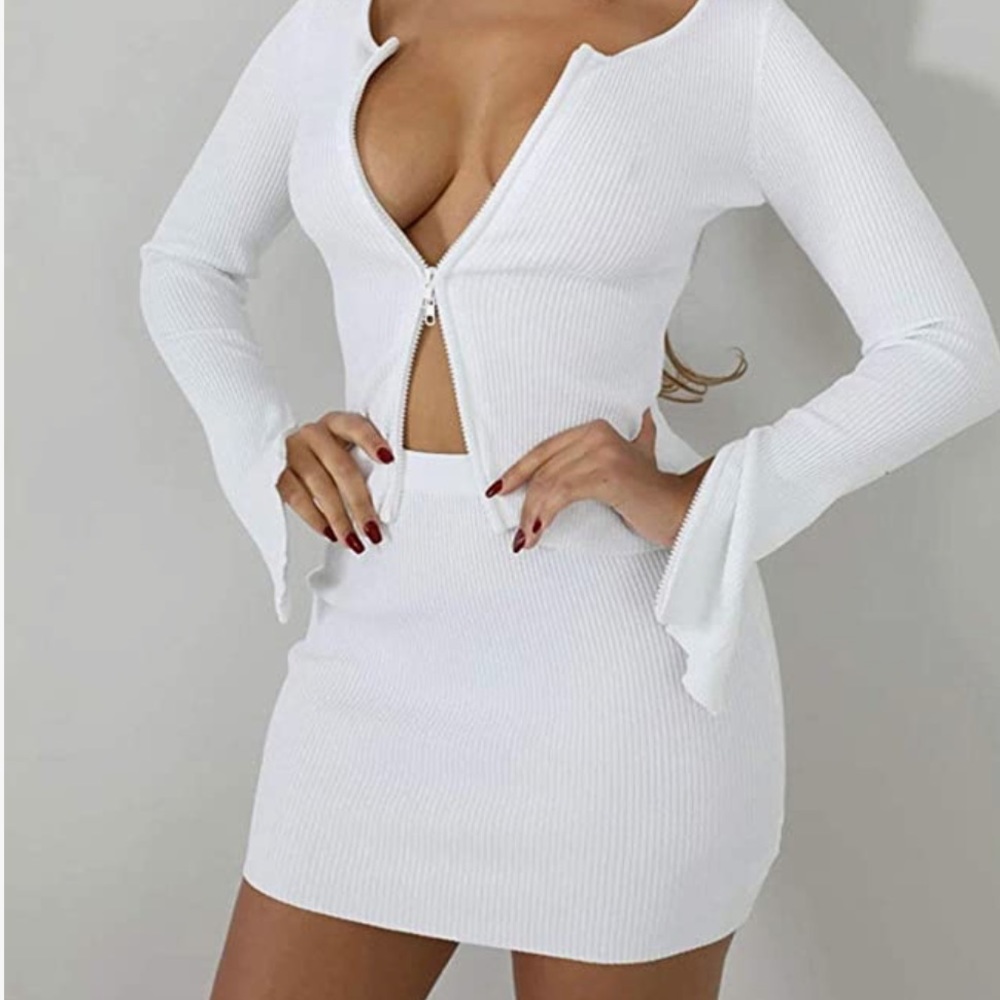 White Ribbed Matching Set - Zip up top - Picture 3 of 3